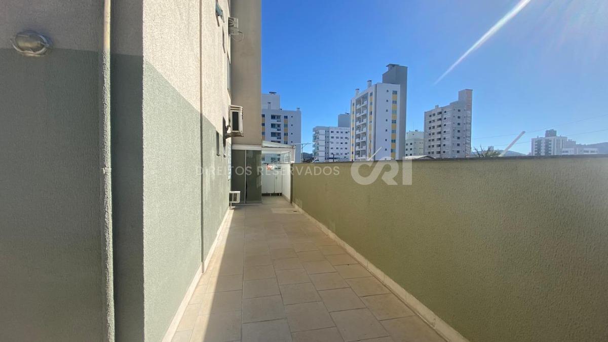 Apartamento Mobiliado com Terraço no Edifício Maria Gabriela no Tabuleiro, Camboriú