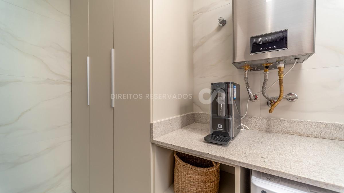 Apartamento com 4 Suítes no South Beach na Barra Sul em Balneário Camboriú