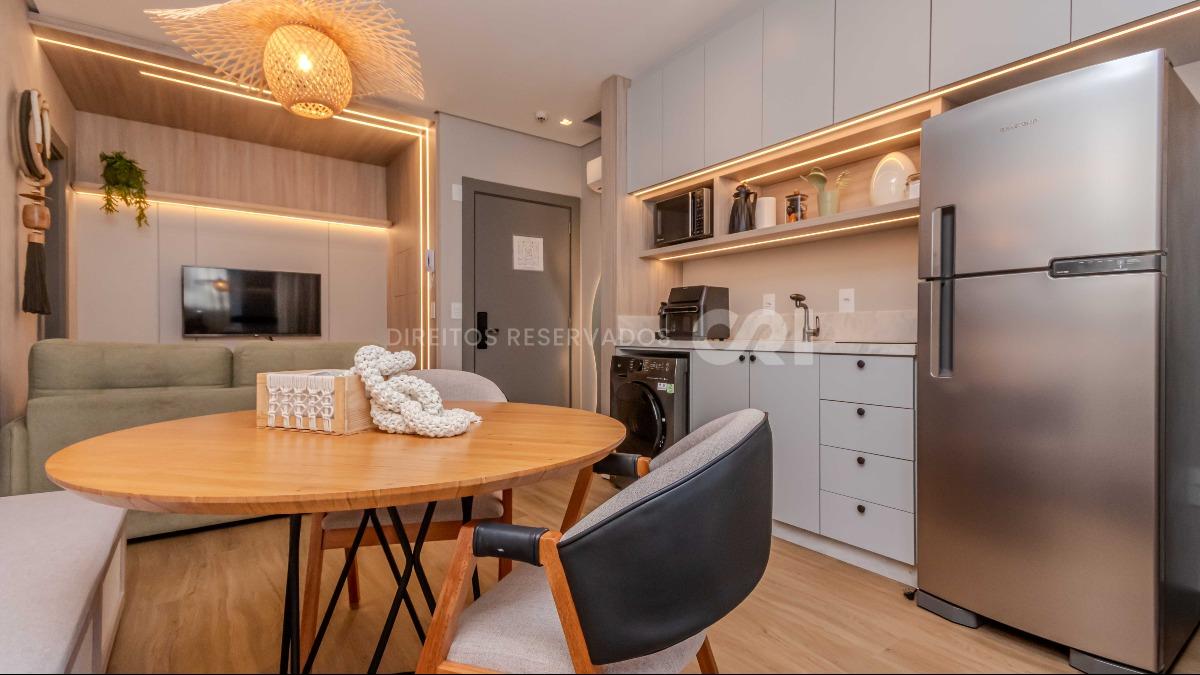 Apartamento com 1 Suíte no New York em Meia Praia, Itapema 
