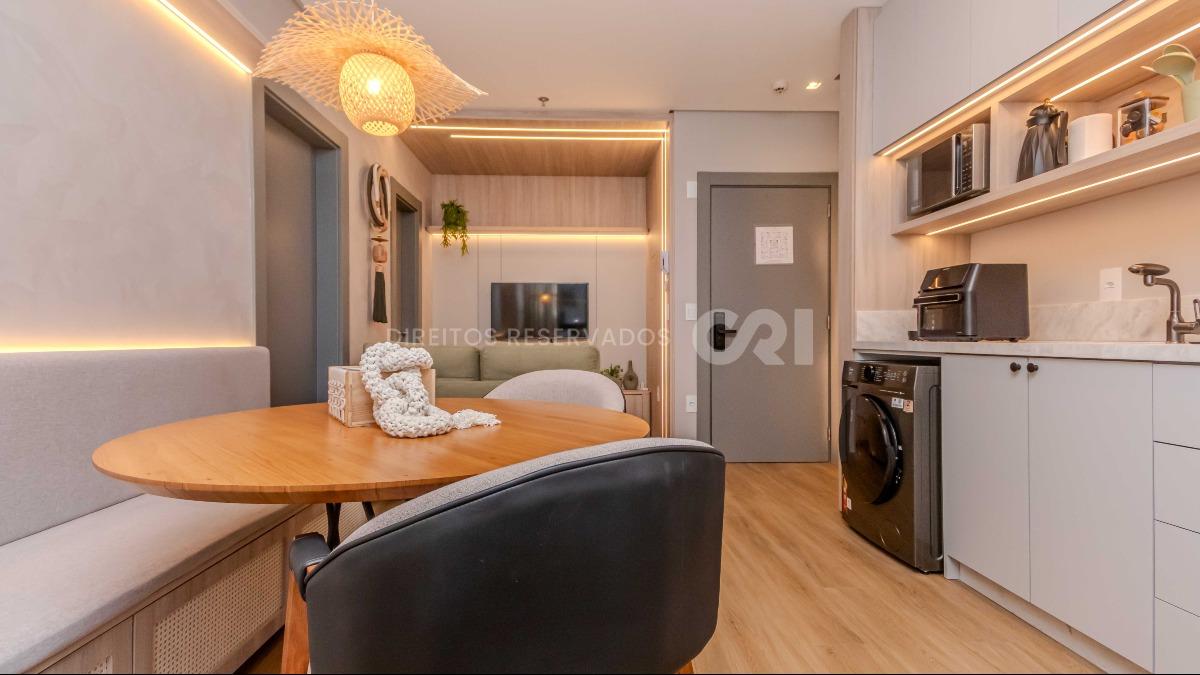 Apartamento com 1 Suíte no New York em Meia Praia, Itapema 