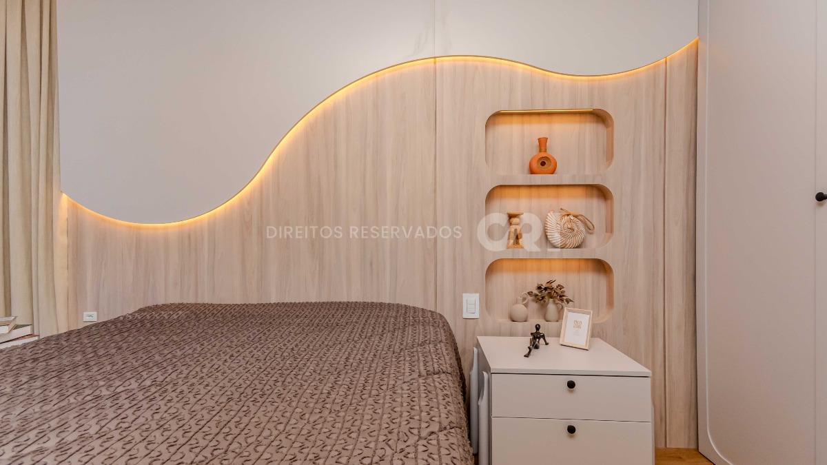 Apartamento com 1 Suíte no New York em Meia Praia, Itapema 