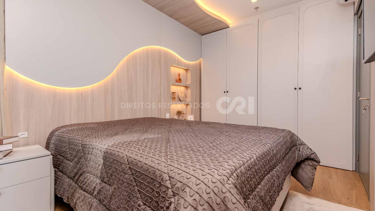 Apartamento com 1 Suíte no New York em Meia Praia, Itapema 