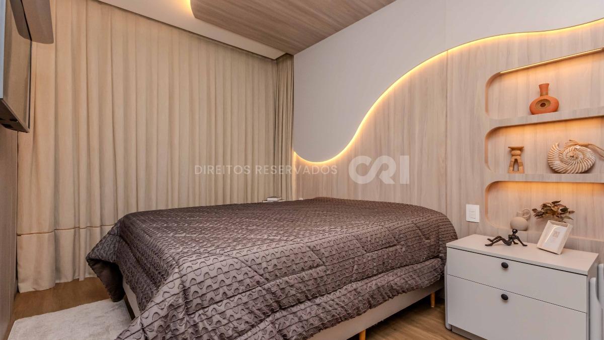 Apartamento com 1 Suíte no New York em Meia Praia, Itapema 