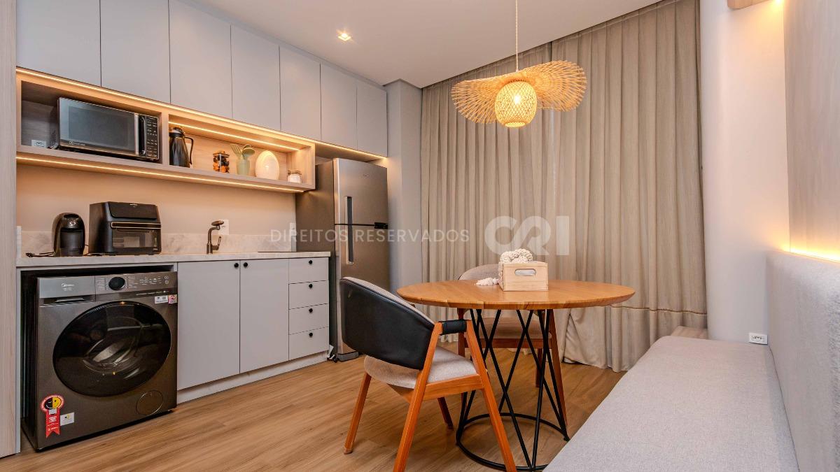 Apartamento com 1 Suíte no New York em Meia Praia, Itapema 