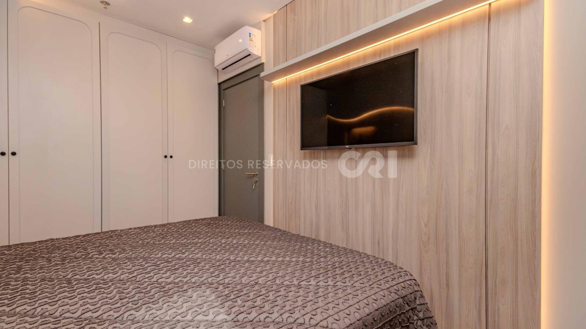 Apartamento com 1 Suíte no New York em Meia Praia, Itapema 
