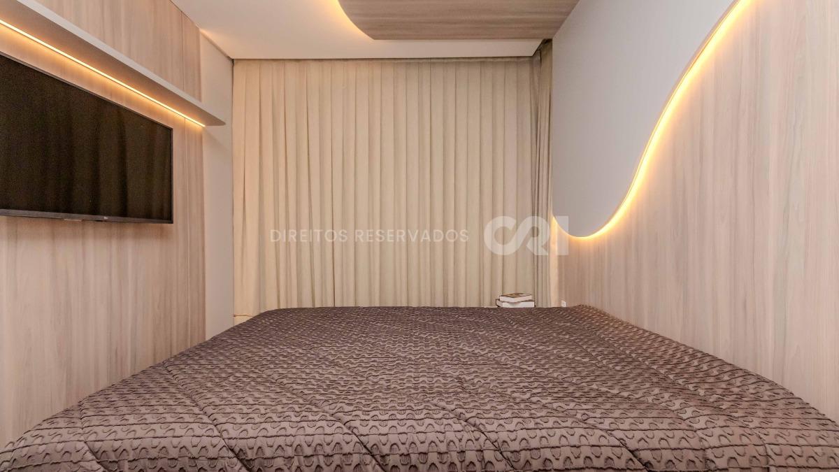 Apartamento com 1 Suíte no New York em Meia Praia, Itapema 