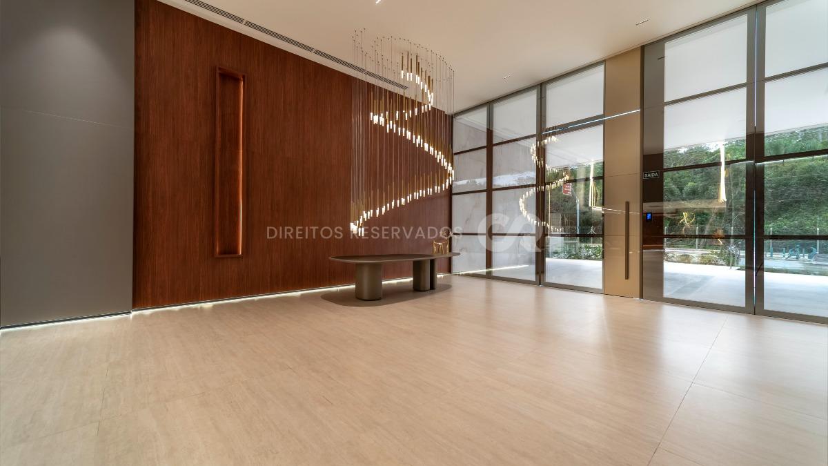 Apartamento com 3 Dormitórios no Edifício Torres da Brava na Praia Brava em Itajaí