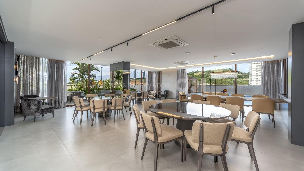 Apartamento 86m² com 3 Dormitórios no Edifício Torres da Brava na Praia Brava em Itajaí