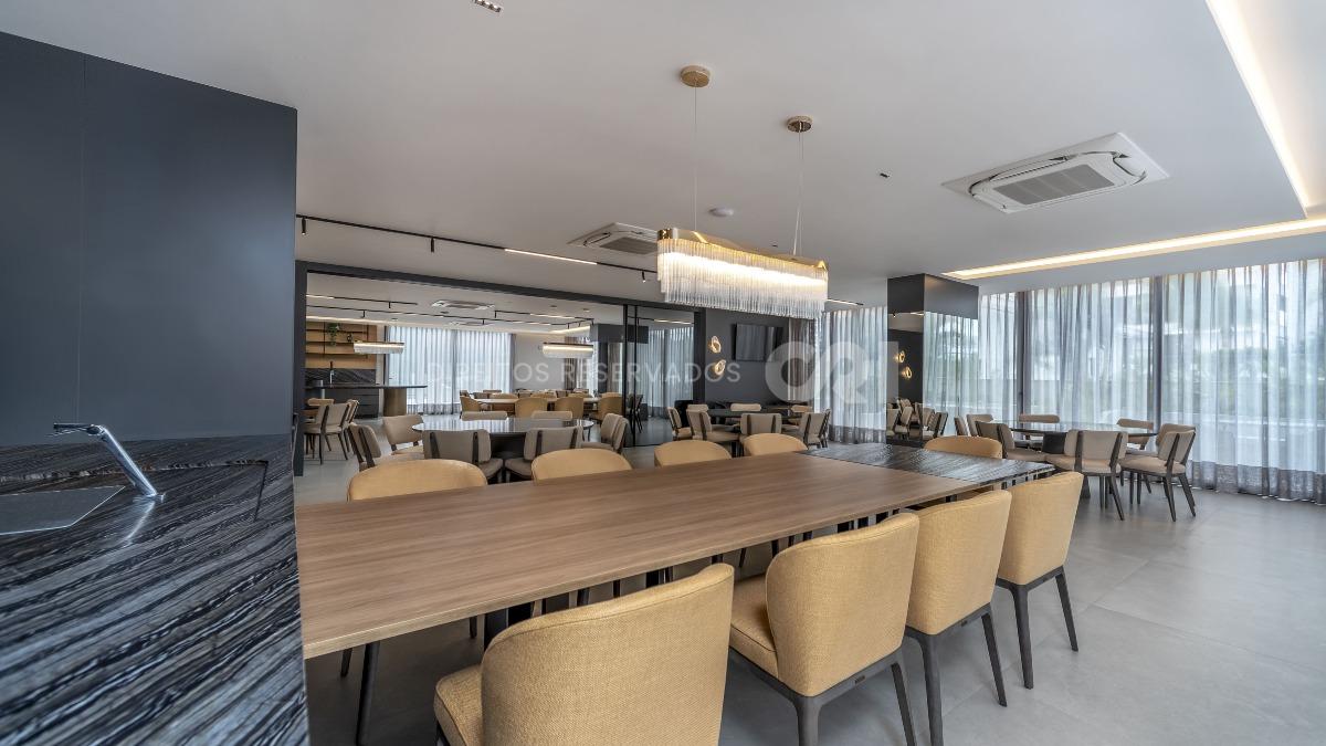 Apartamento 86m² com 3 Dormitórios no Edifício Torres da Brava na Praia Brava em Itajaí