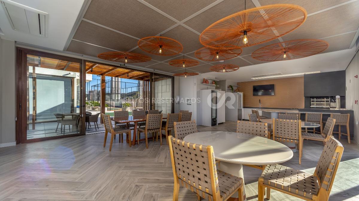 Apartamento 86m² com 3 Dormitórios no Edifício Torres da Brava na Praia Brava em Itajaí