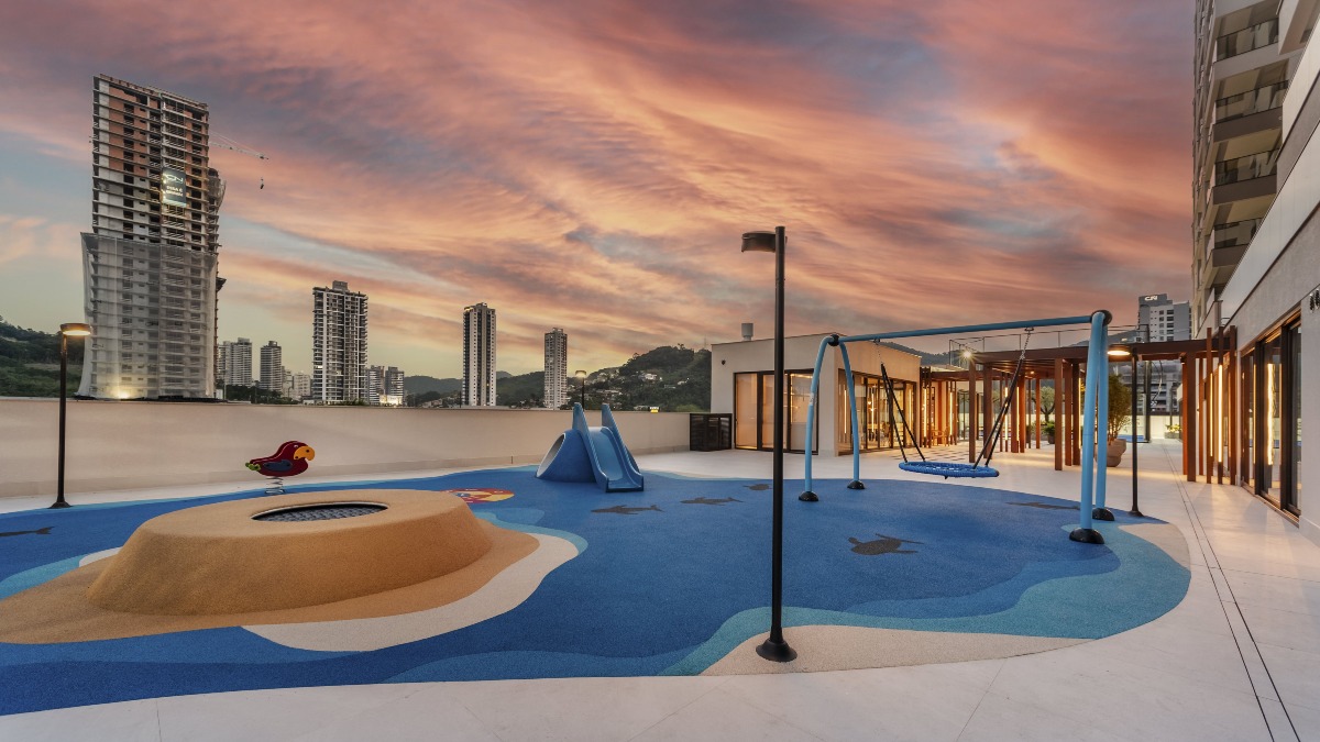 Apartamento com 2 suítes no Edifício Torres da Brava na Praia Brava em Itajaí