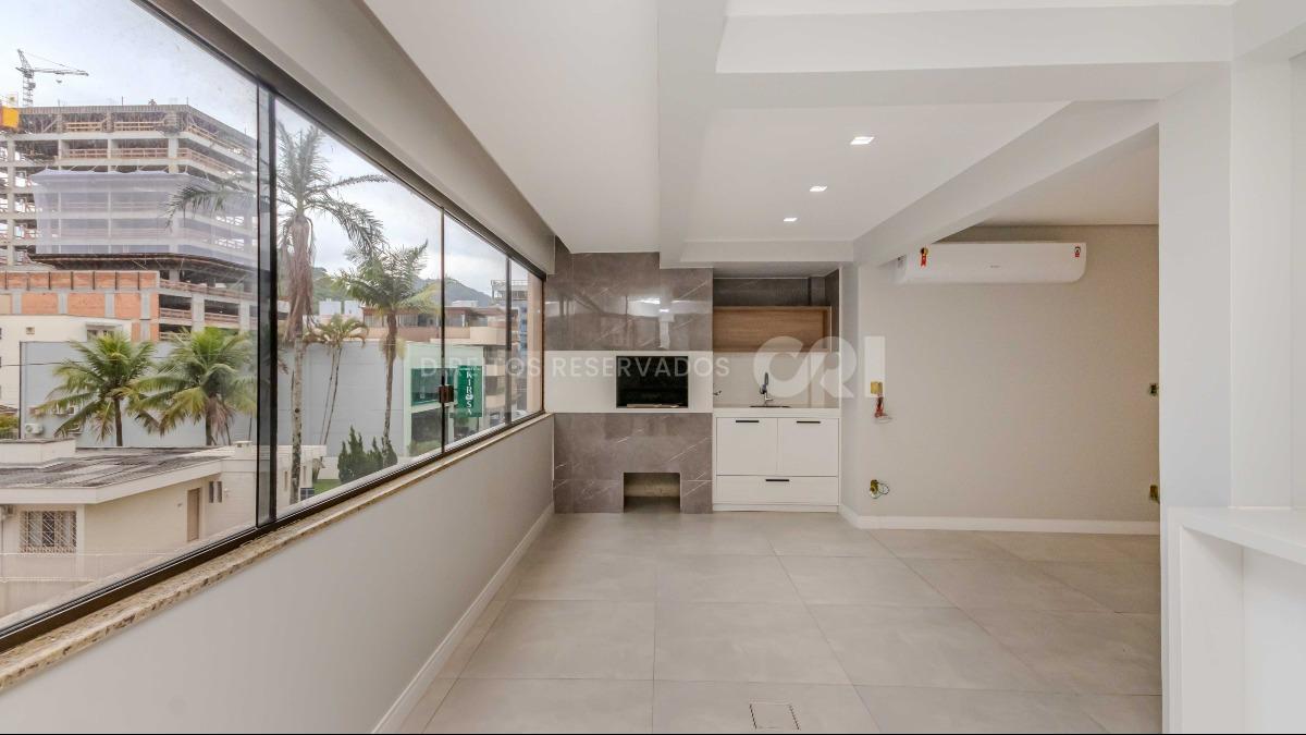 Apartamento Diferenciado com 3 Dormitórios no Edifício Costa do Sol no Centro de Balneário Camboriú