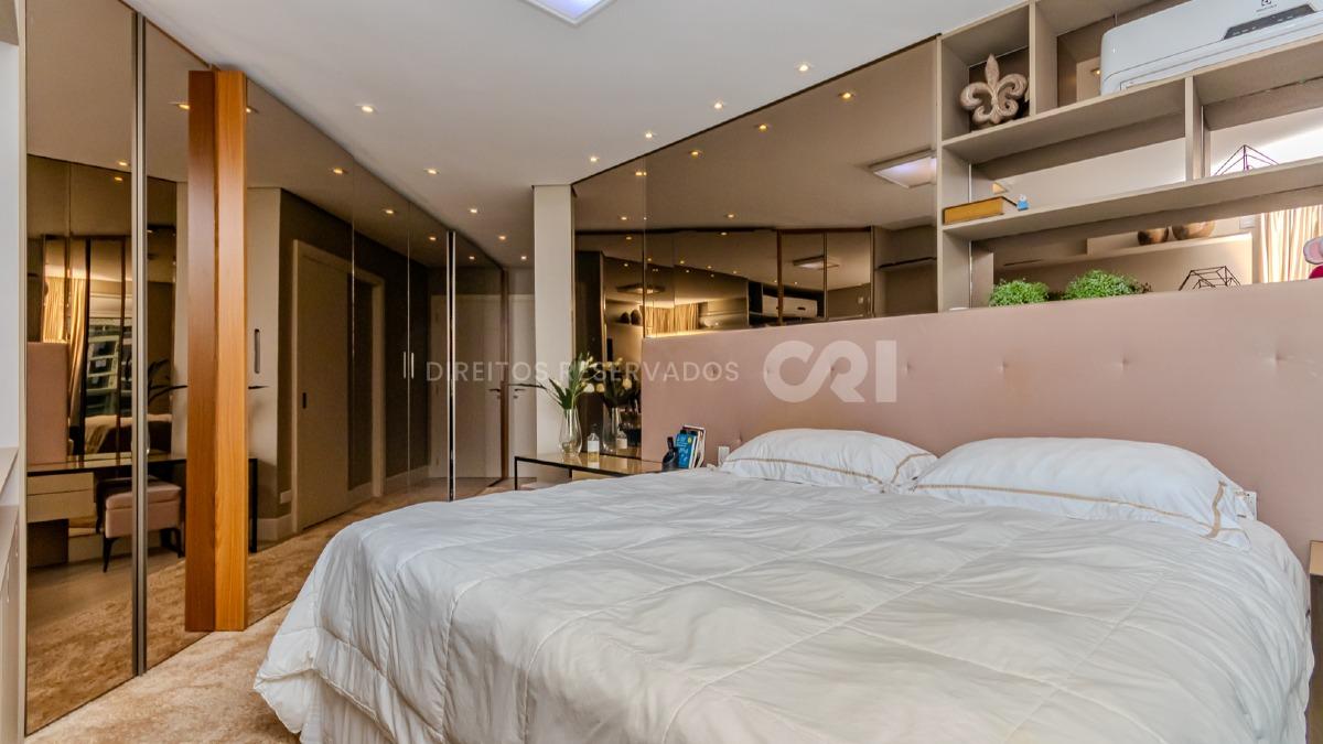 Apartamento com 3 Suítes no Brava Home Resort na Praia Brava em Itajaí