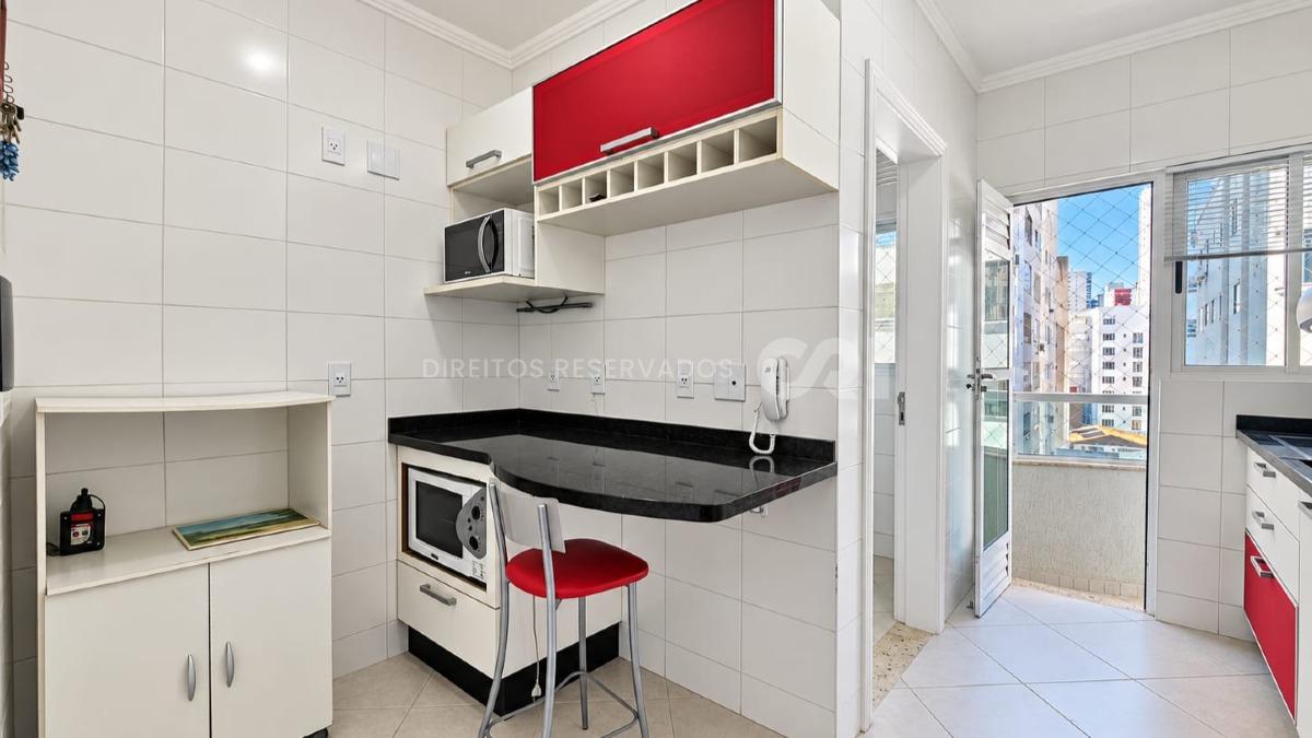 Apartamento com 2 Dormitórios no Residencial Mero, Centro de Balneário Camboriú