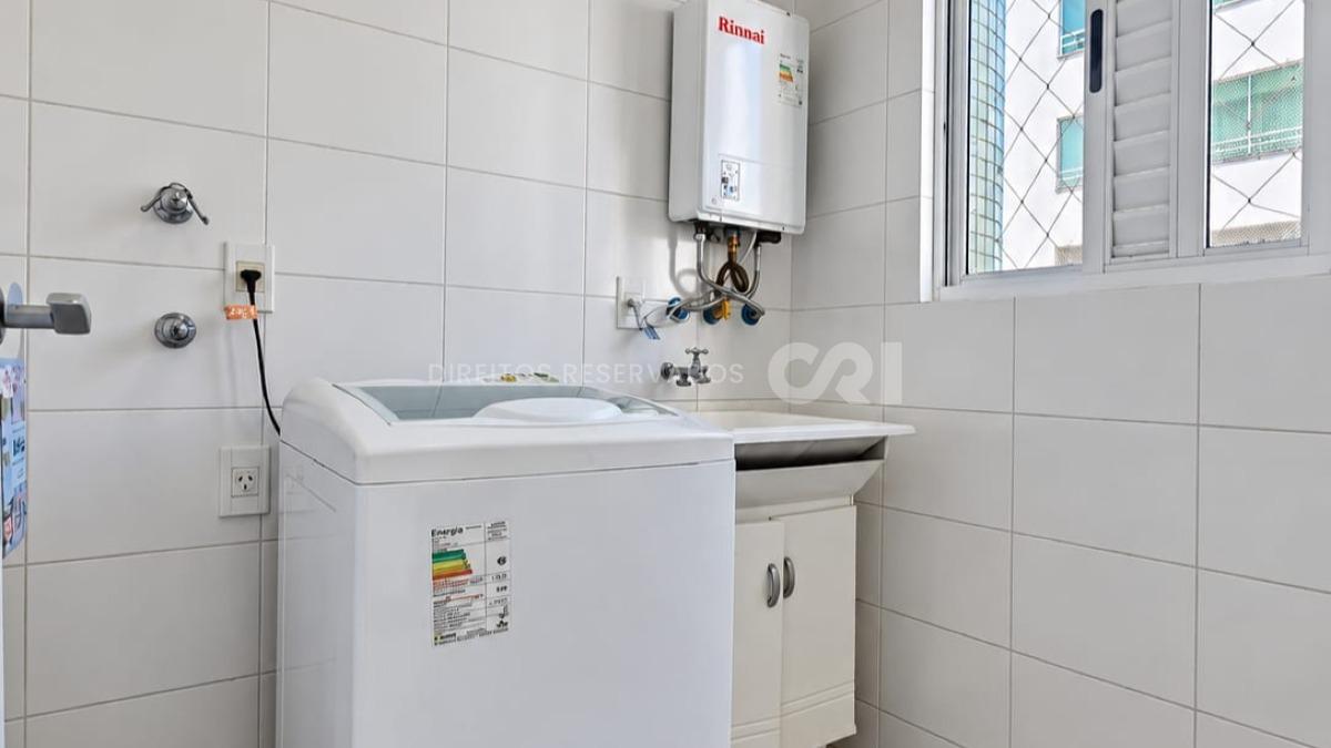 Apartamento com 2 Dormitórios no Residencial Mero, Centro de Balneário Camboriú