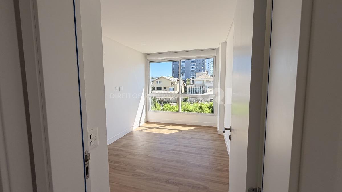 Apartamento com 3 Suítes no Riva Praia Brava em Itajaí