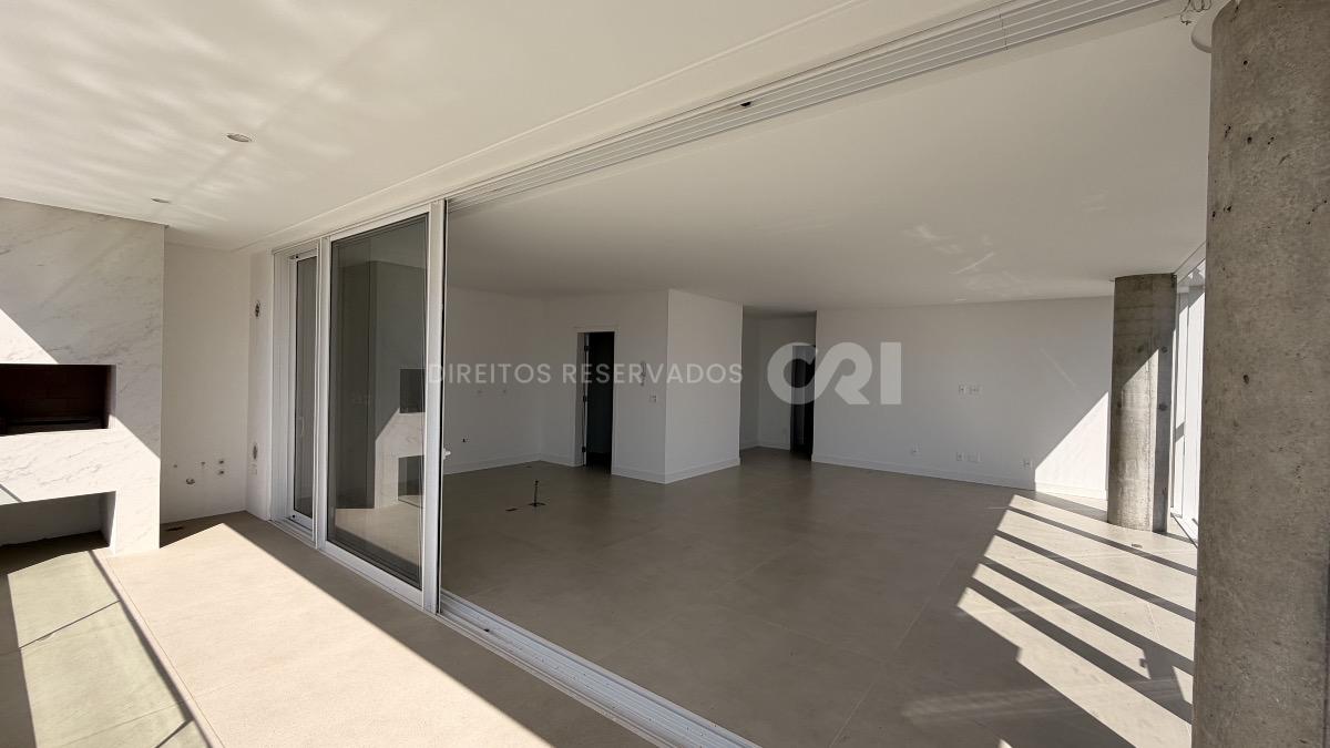 Apartamento com 3 Suítes no Riva Praia Brava em Itajaí