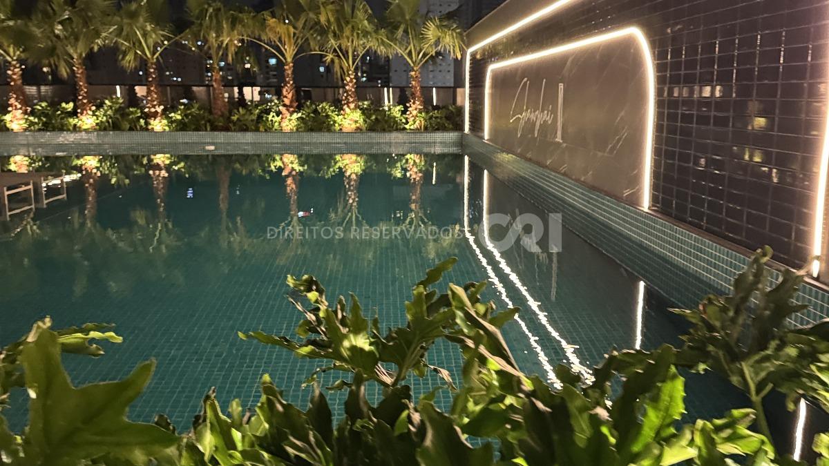 Apartamento 203m² com 4 Suítes no Edifício Shanghai Tower na Meia Praia Itapema