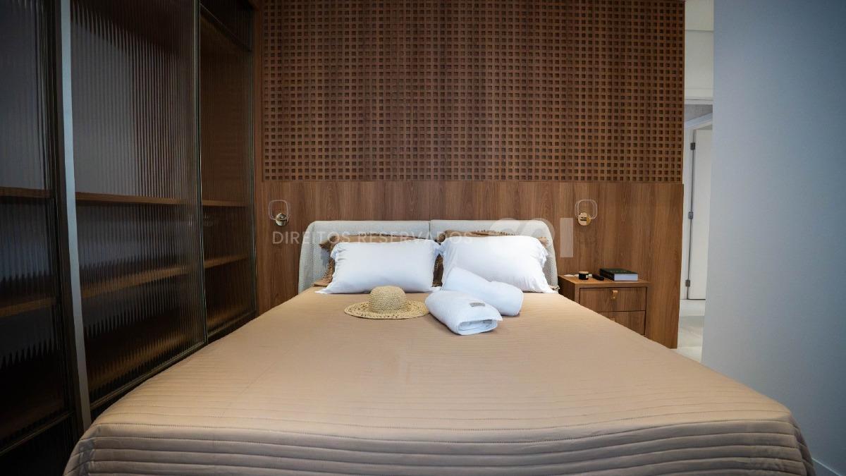 Apartamento com 4 Suítes no Mayfair, Centro de Itapema