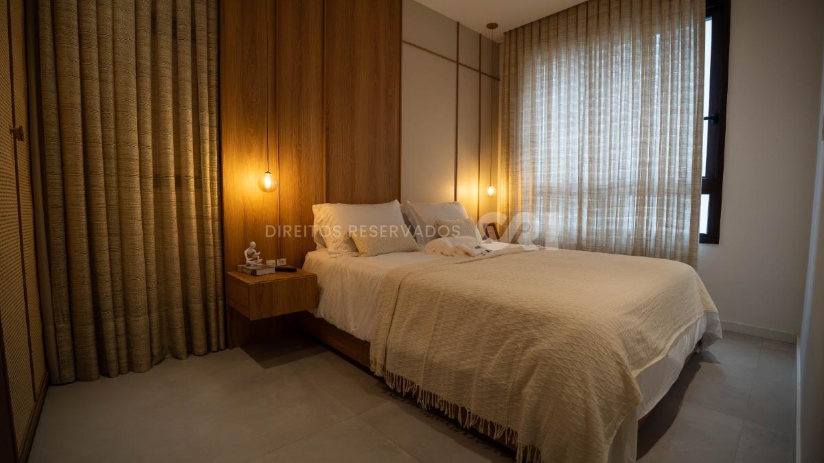 Apartamento com 4 Suítes no Mayfair, Centro de Itapema