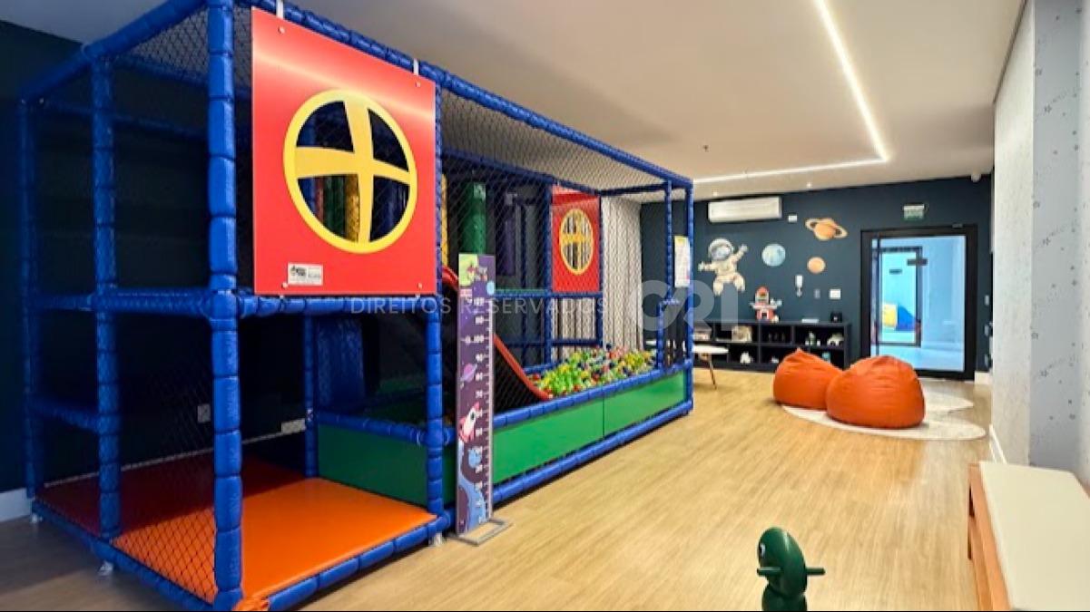 Apartamento com 3 suítes no Edifício Number One no Centro em Itapema