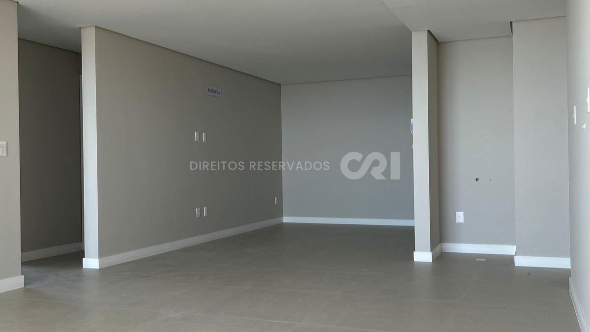 Apartamento com 3 Suítes no Torres da Brava Brisa na Praia Brava em Itajaí