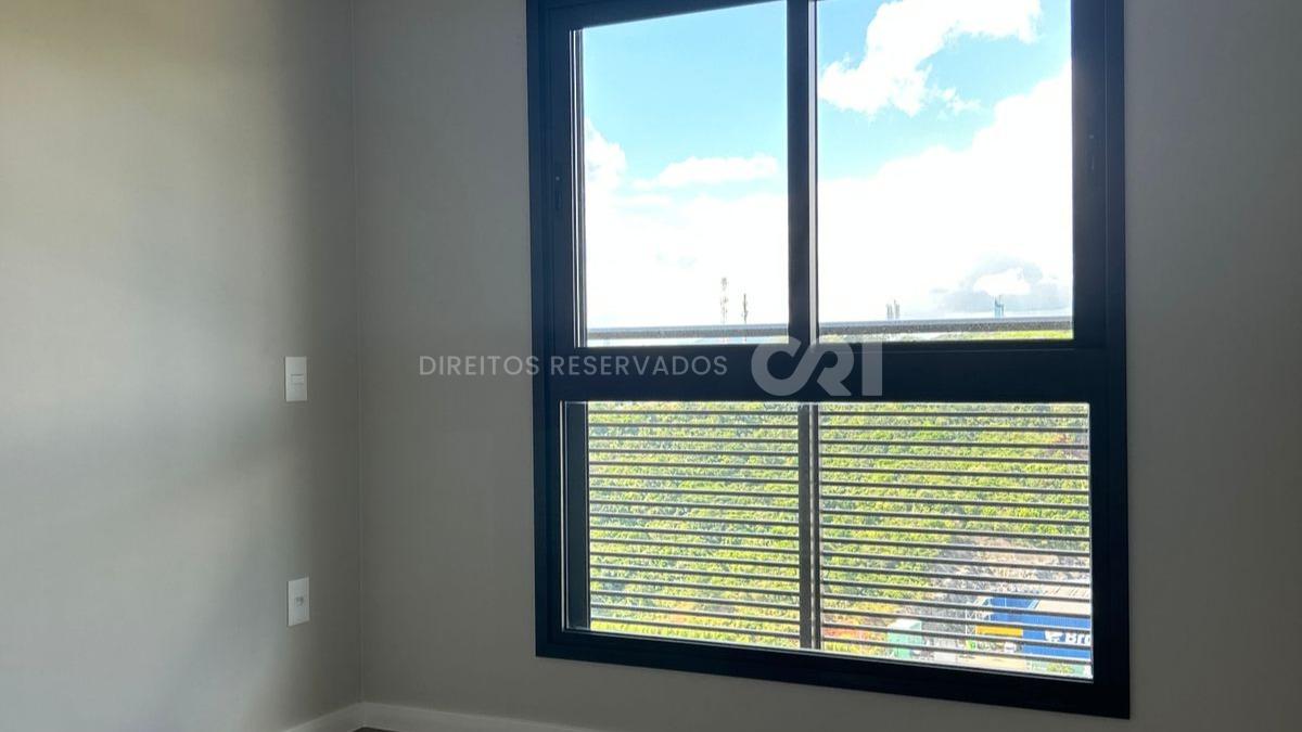 Apartamento com 3 Suítes no Torres da Brava Brisa na Praia Brava em Itajaí
