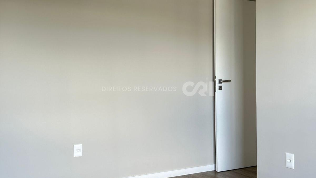 Apartamento com 3 Suítes no Torres da Brava Brisa na Praia Brava em Itajaí