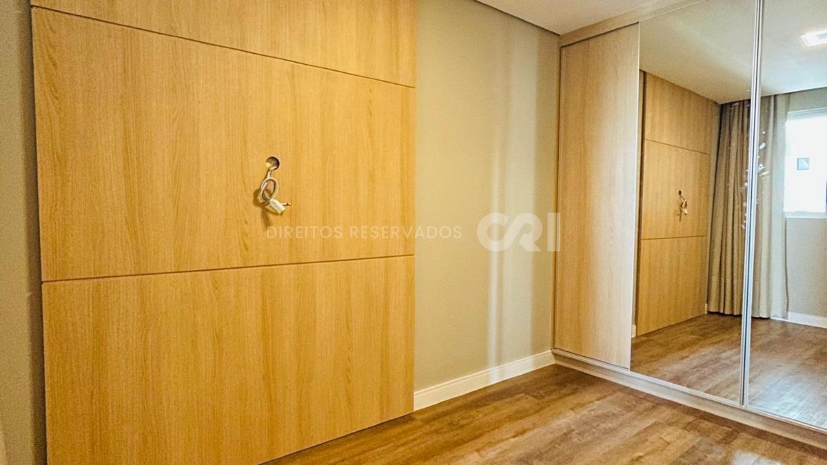 Apartamento Mobiliado com 3 Dormitórios no Edifício DUO na Praia Brava em Itajaí