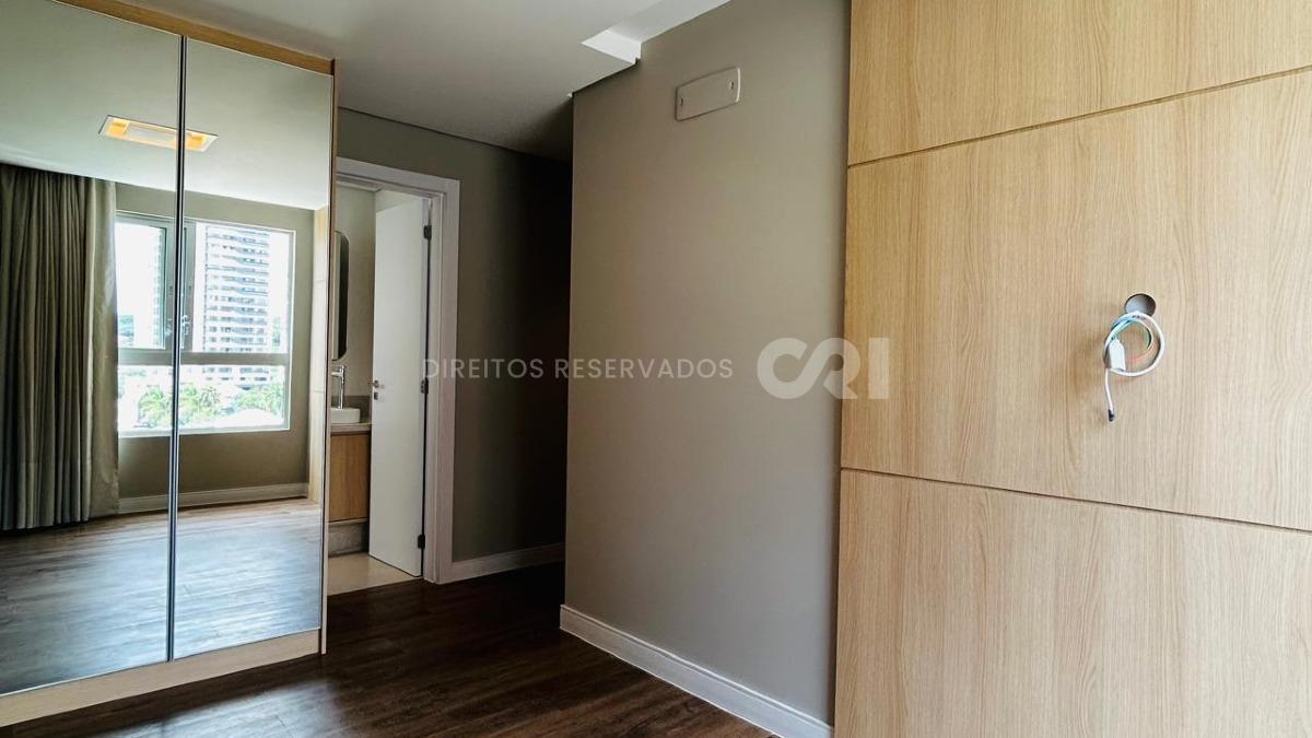 Apartamento Mobiliado com 3 Dormitórios no Edifício DUO na Praia Brava em Itajaí