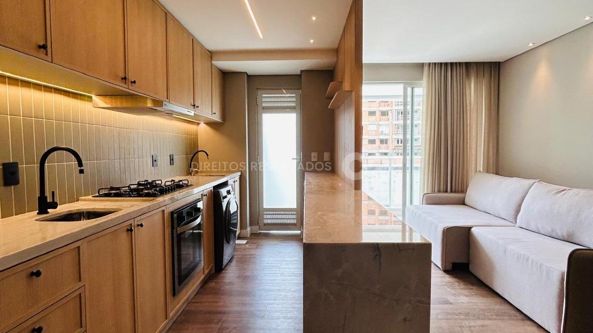 Apartamento Mobiliado com 3 Dormitórios no Edifício DUO na Praia Brava em Itajaí