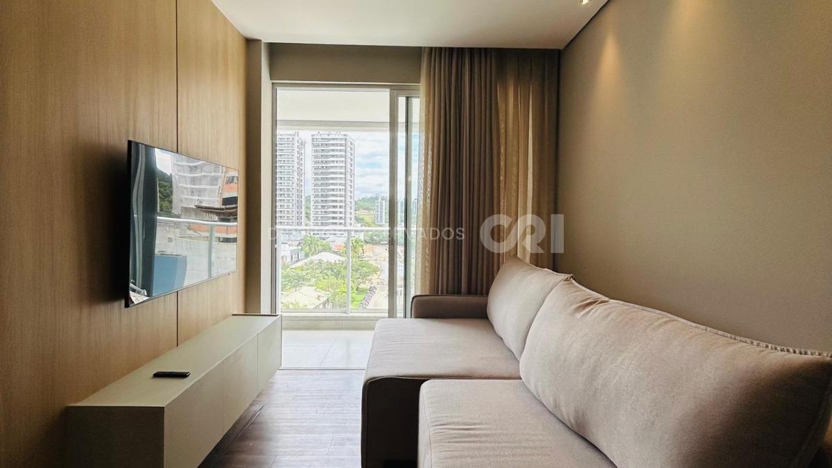 Apartamento Mobiliado com 3 Dormitórios no Edifício DUO na Praia Brava em Itajaí
