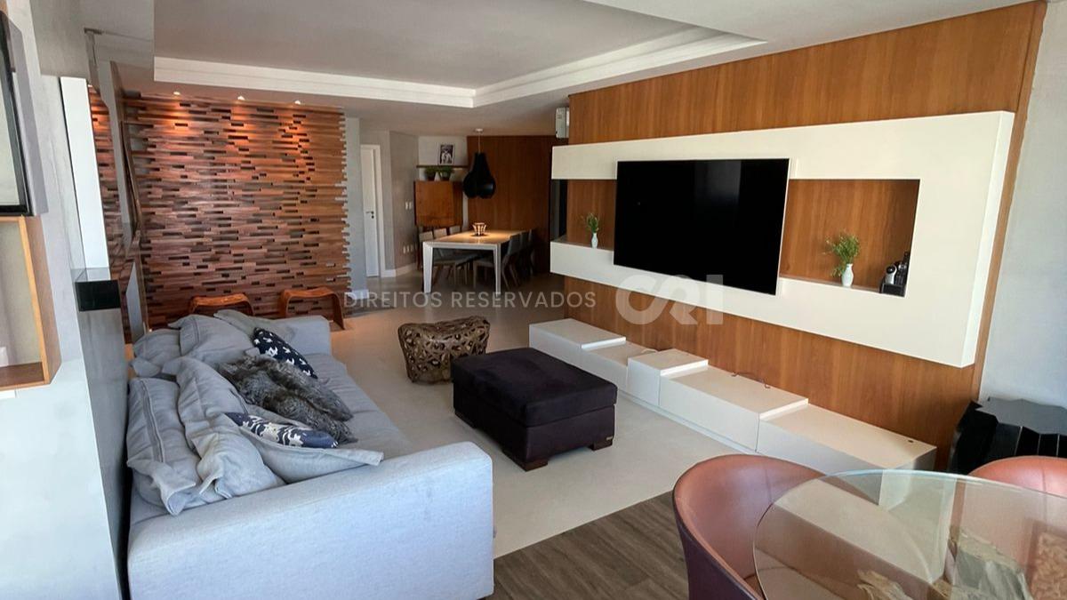 Apartamento com 3 Suítes no Torre d’ Napoli no Centro de Balneário Camboriú