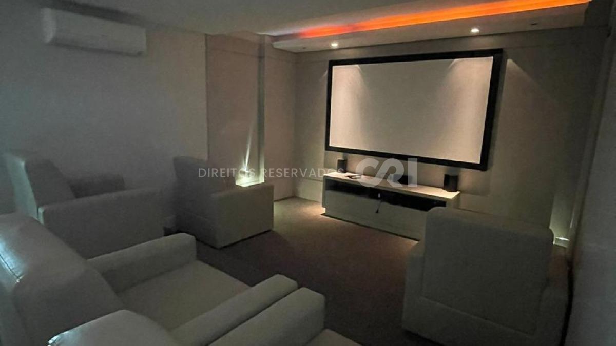 Apartamento com 3 Suítes no Torre d’ Napoli no Centro de Balneário Camboriú