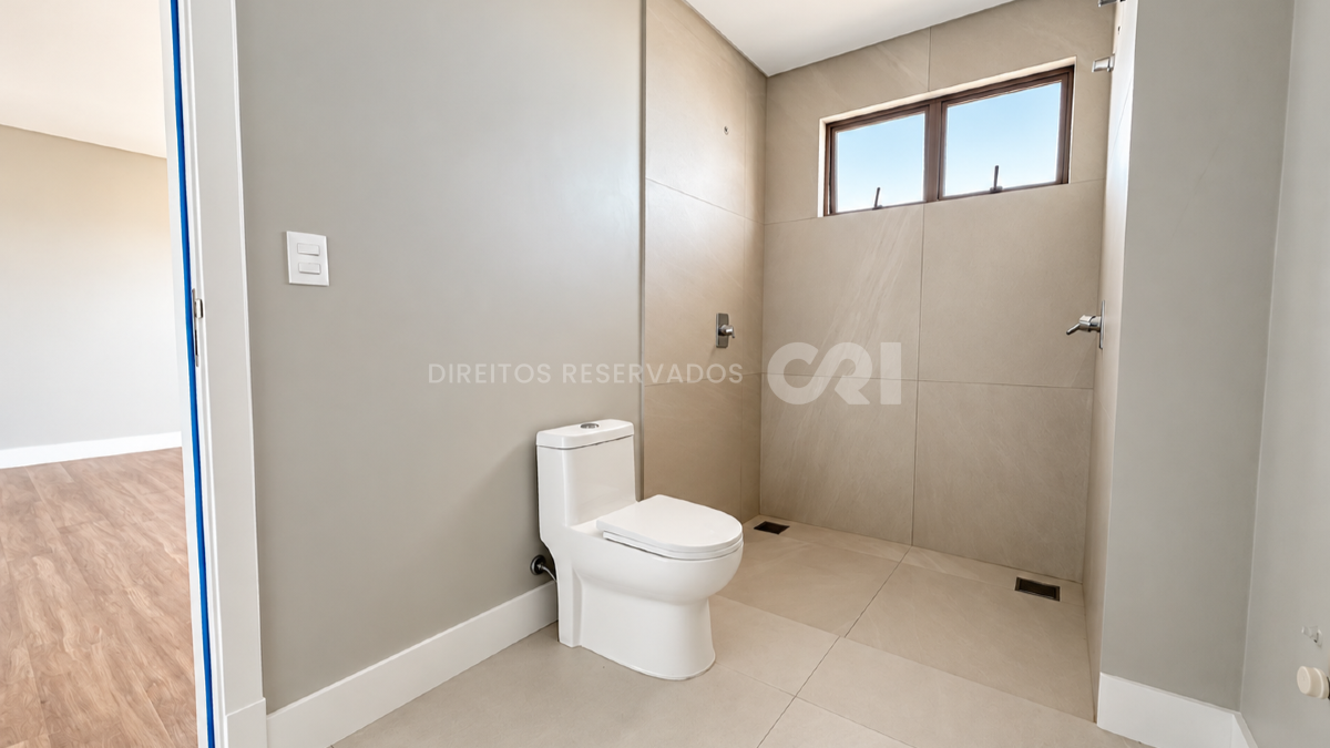 Apartamento com 3 Suítes no Ocean Wind na Praia Brava em Itajaí
