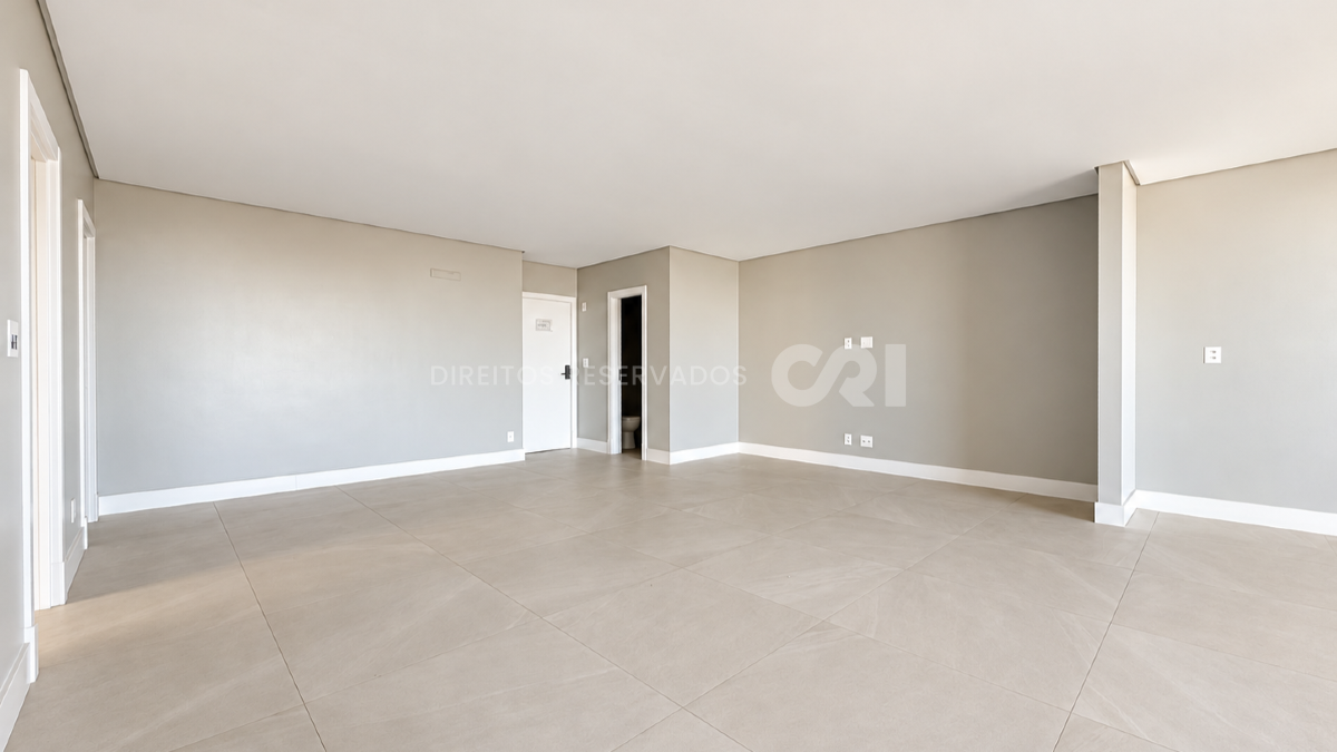 Apartamento com 3 Suítes no Ocean Wind na Praia Brava em Itajaí