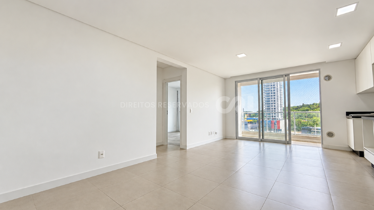 Apartamento com 2 dormitórios no Brava Hill Residence na Praia Brava em Itajaí