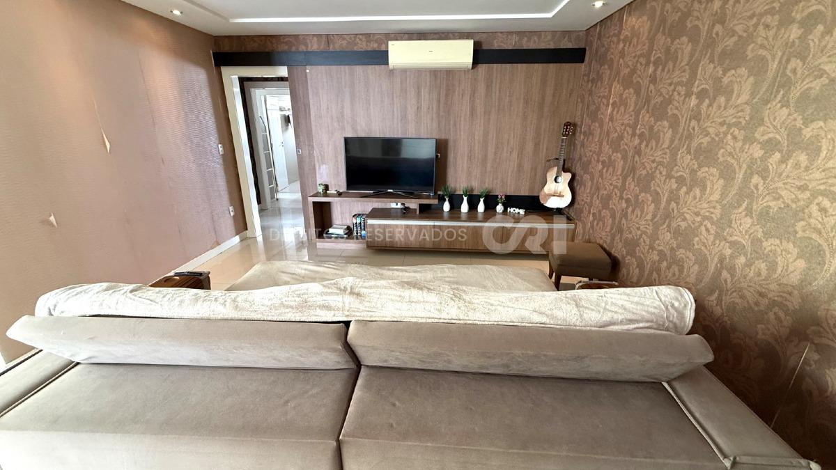 Apartamento com 4 Suítes no Edifício Lumiere no Centro de Balneário Camboriú