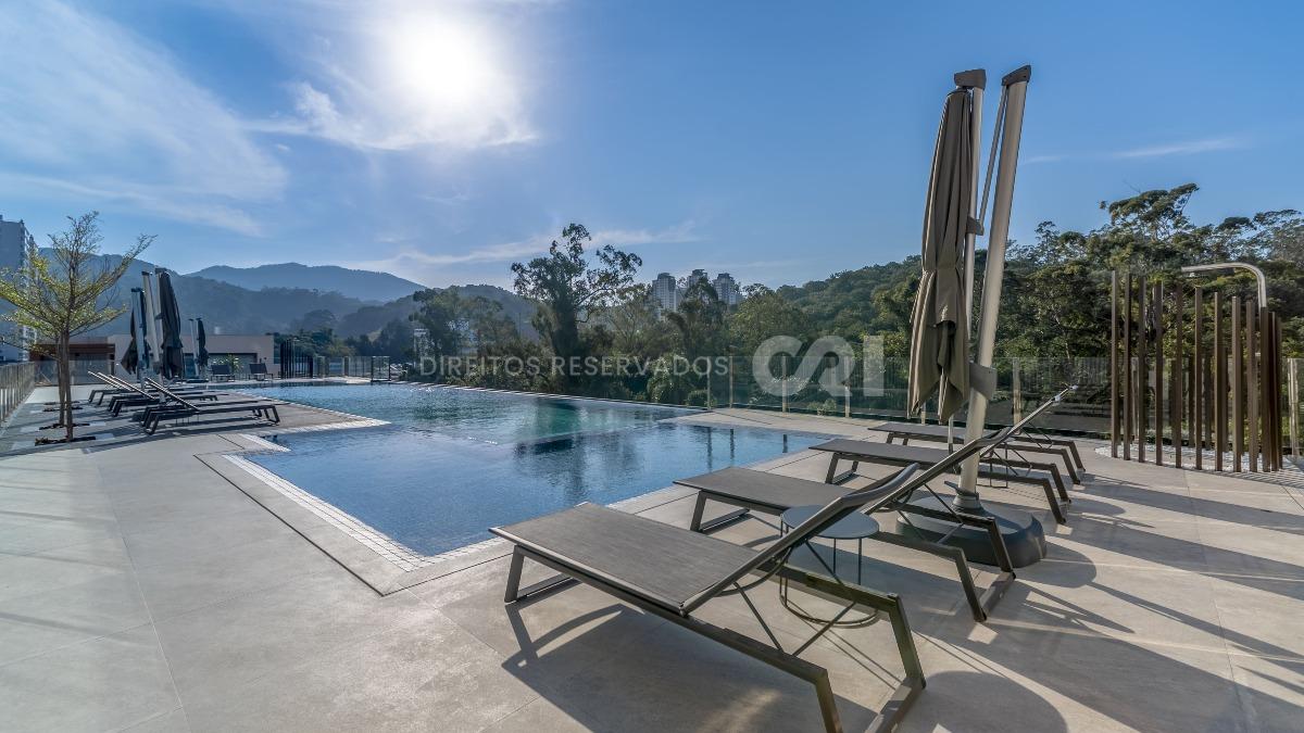Apartamento com 2 Suítes no Torres da Brava Sirena na Praia Brava em Itajaí