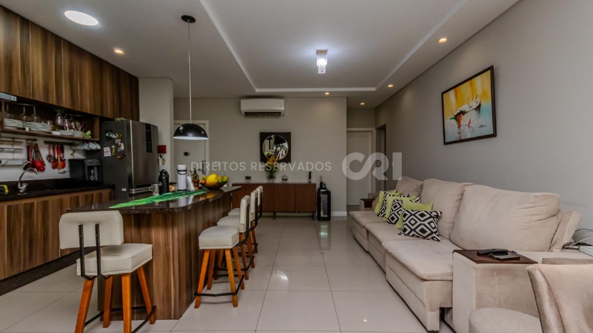 Apartamento Diferenciado com 3 Quartos no Sun Island, Centro de Balneário Camboriú