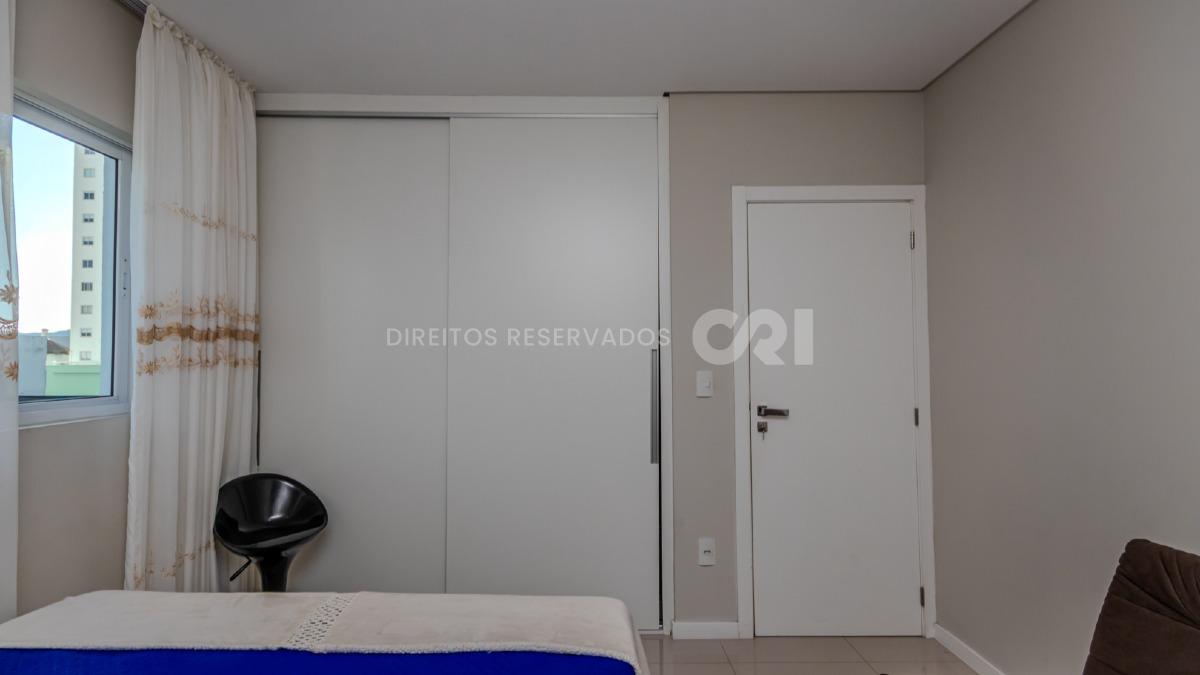 Apartamento Diferenciado com 3 Quartos no Sun Island, Centro de Balneário Camboriú