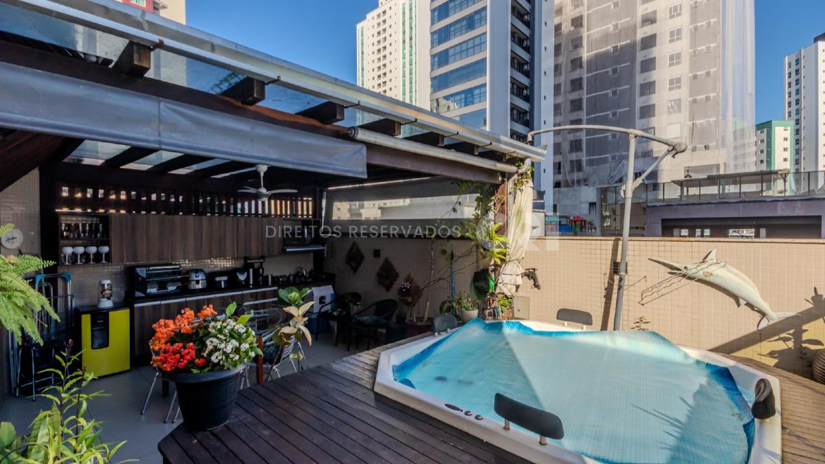 Apartamento Diferenciado com 3 Quartos no Sun Island, Centro de Balneário Camboriú
