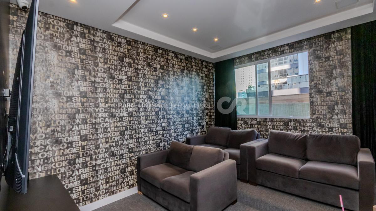 Apartamento Diferenciado com 3 Quartos no Sun Island, Centro de Balneário Camboriú