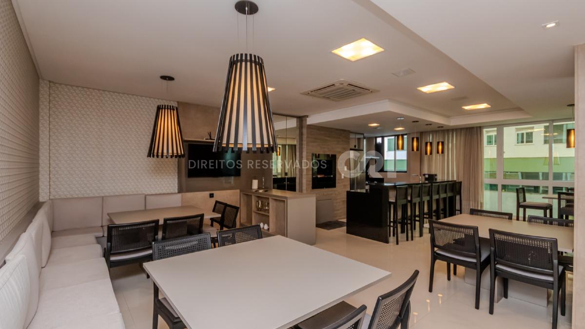 Apartamento Diferenciado com 3 Quartos no Sun Island, Centro de Balneário Camboriú