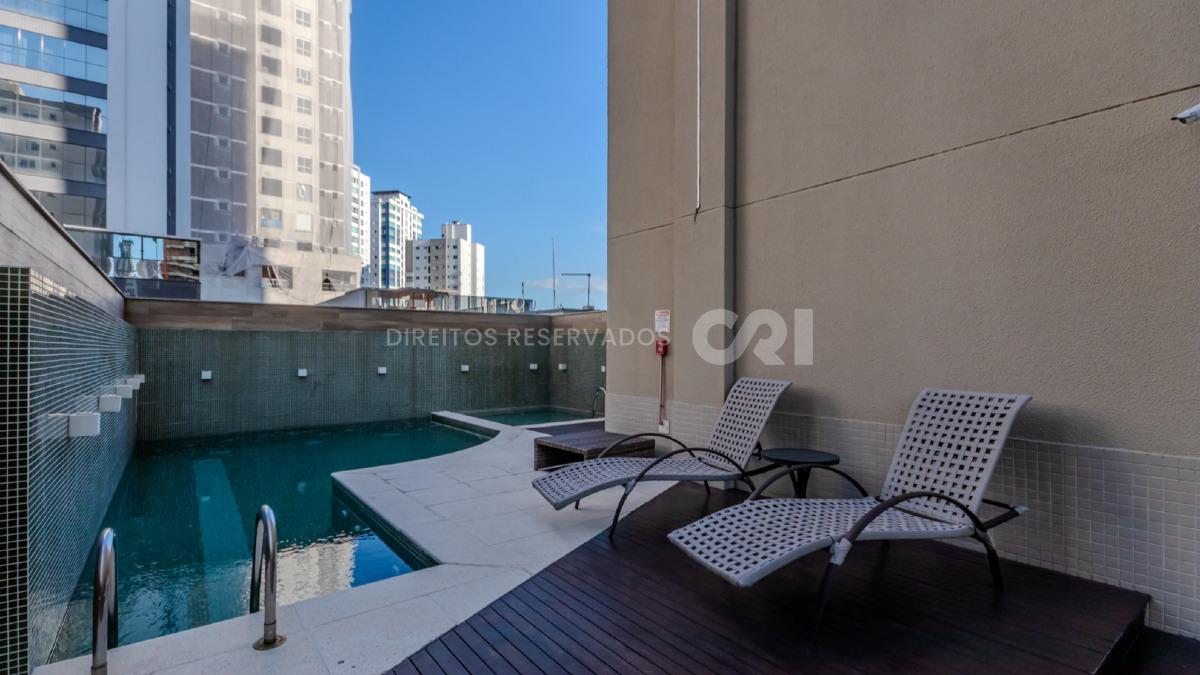 Apartamento Diferenciado com 3 Quartos no Sun Island, Centro de Balneário Camboriú
