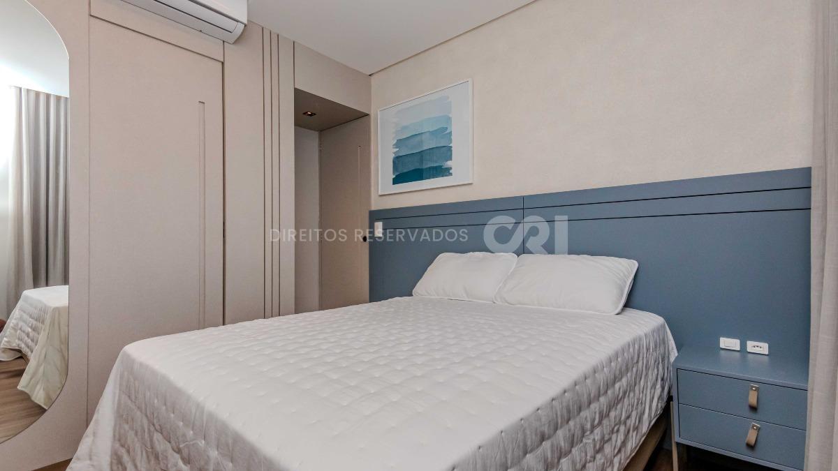Apartamento com 3 Quartos na Quadra do Mar no Caminho do Mar, Centro de Balneário Camboriú