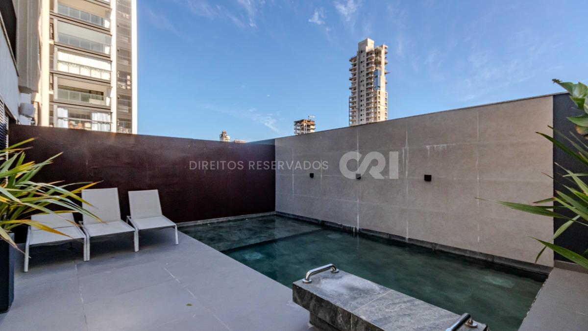 Flat no Edifício New York Tower na Meia Praia em Itapema