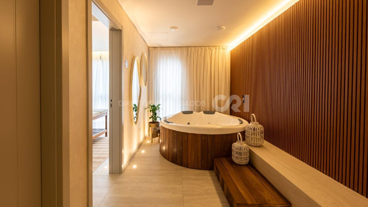 Apartamento com 3 suítes no Brava Sixteen na Praia Brava em Itajaí