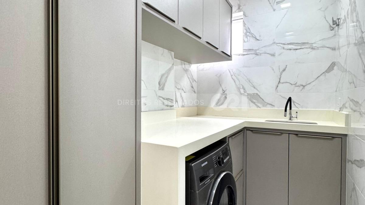 Apartamento com 4 Suítes no Italian no Pioneiros em Balneário Camboriú