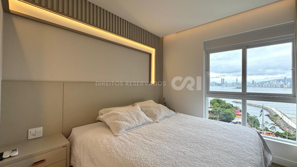 Apartamento com 4 Suítes no Italian no Pioneiros em Balneário Camboriú